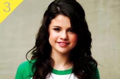 images][op - Selena Gomez