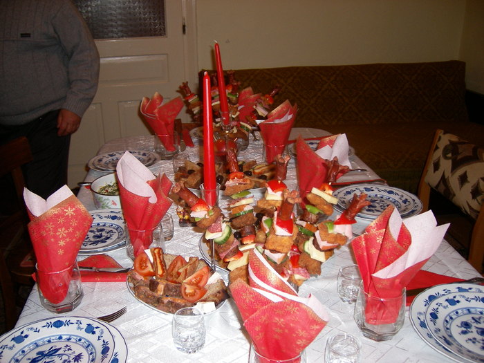  - Mese festive