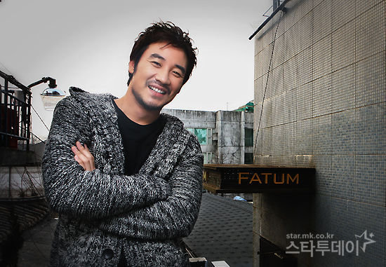 15866972_LAHHAPFKU - a---uhm tae woong---a