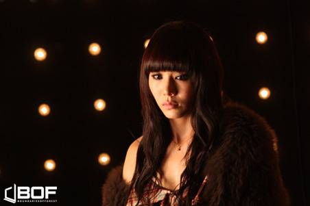 15866906_CBQZRSLWD - a---park ye jin---a