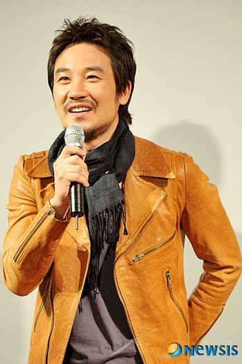 fullsizephoto131061 - a---uhm tae woong---a
