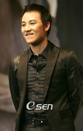 fullsizephoto131067 - a---uhm tae woong---a