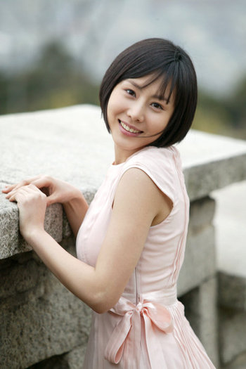 40492_129123247133925_122296087816641_137519_2768213_n - a---park ye jin---a