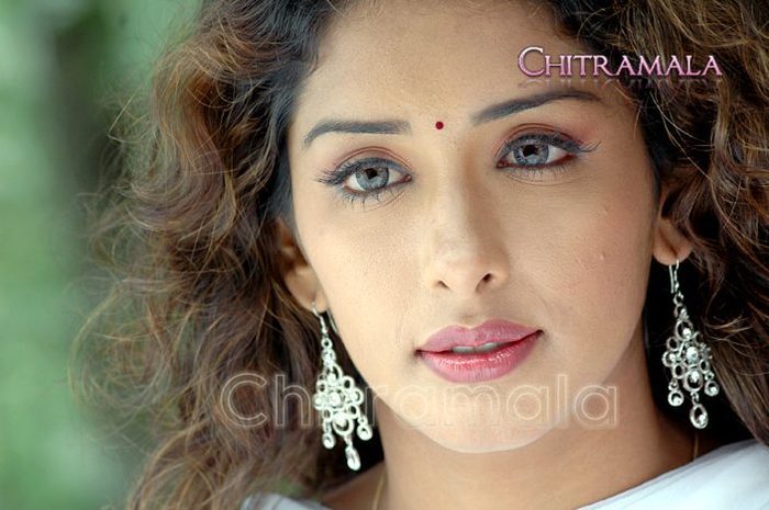 18175294_CVAETXDXE - Samiksha -Zaara