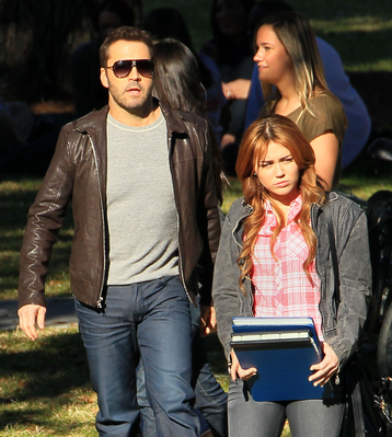 normal_007 - On Set of So Undercover in New Orleans-January 15th 2011