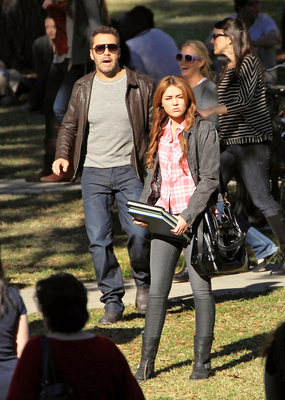 normal_011 - On Set of So Undercover in New Orleans-January 15th 2011