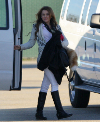 normal_001 - On Set of So Undercover in New Orleans-January 12th 2011