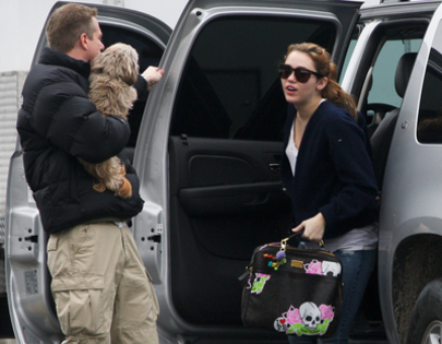 normal_007 - On Set of So Undercover in New Orleans-January 11th 2011