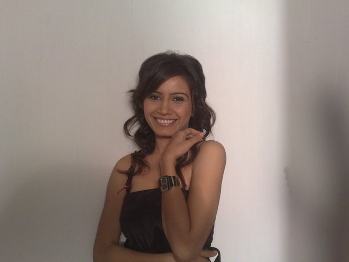 25341713_RCQXOEGKJ - Priya Ahuja-Mehek