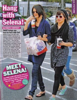 normal_01 - Magazines_Selena
