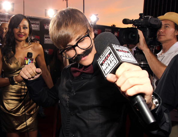 Justin+Bieber+16th+Annual+Critics+Choice+Movie+mq99_8LctZul - Justin Bieber 0000