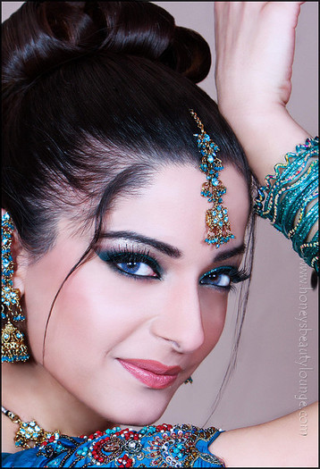 28133701_JHCMYEQTK - Podoabe indiene