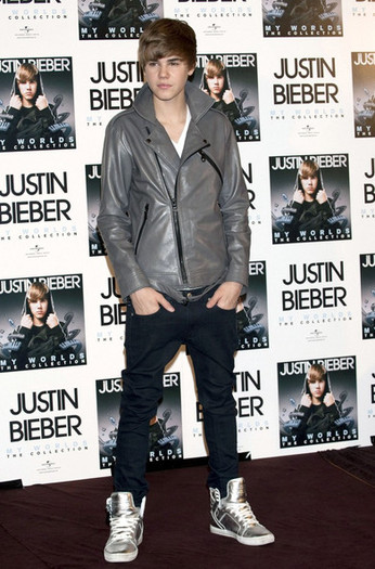 Justin+Bieber+Justin+Bieber+Press+Conference+G95HwSPR6NUl