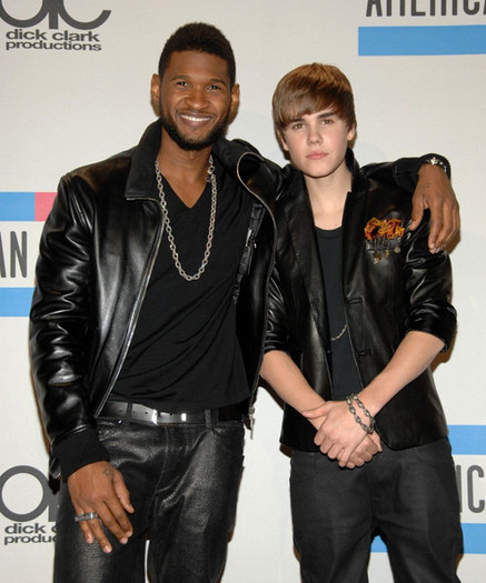 Justin+Bieber+2010+American+Music+Awards+Press+GlavqDUDI8Sl