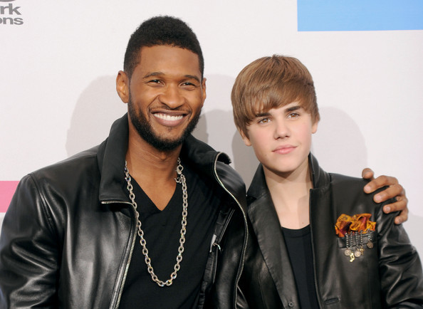 Justin+Bieber+2010+American+Music+Awards+Press+N7WmAQJVorOl - Justin Bieber 0