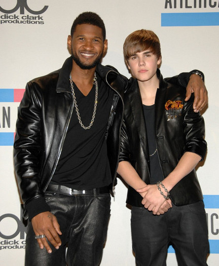 Justin+Bieber+2010+American+Music+Awards+Press+Qo6MrMBgaktl