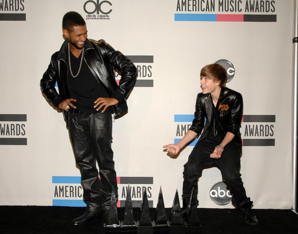 Justin+Bieber+2010+American+Music+Awards+Press+UpA6qU6fDdOl - Justin Bieber 0