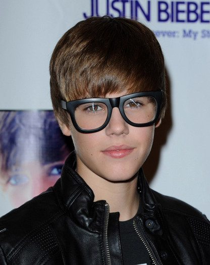 Justin+Bieber+Justin+Bieber+Barnes+Noble+nn0YKCjzyo9l - Justin Bieber 0
