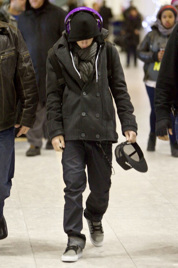Justin+Bieber+Justin+Bieber+Heathrow+seZfLNneyQyl - Justin Bieber 0