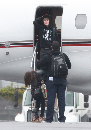 Justin+Bieber+Justin+Bieber+Parents+Arriving+0B-FmudvBP6l