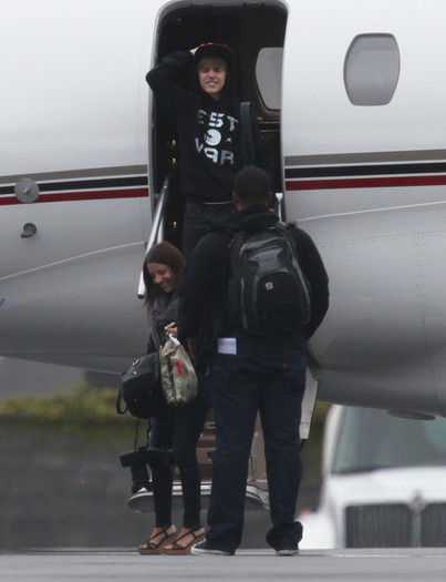 Justin+Bieber+Justin+Bieber+Parents+Arriving+FdNCxOPeUeJl