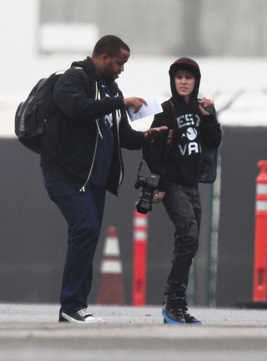 Justin+Bieber+Justin+Bieber+Parents+Arriving+nfICPVRX0anl - Justin Bieber 0