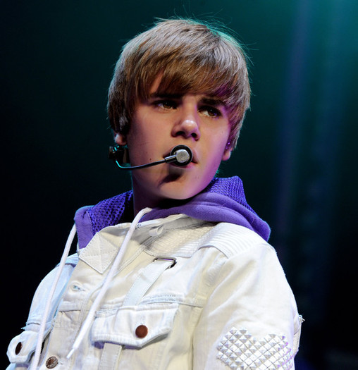 Justin+Bieber+Justin+Bieber+Performs+Staples+g2INuzuOgFBl - Justin Bieber 0