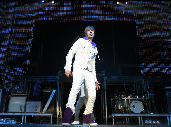 Justin+Bieber+Justin+Bieber+Performing+Concert+ciMQvs671APl - Justin Bieber 0
