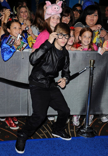 Justin+Bieber+Megamind+Premiere+LA+KeCSBslfrF2l - Justin Bieber 0