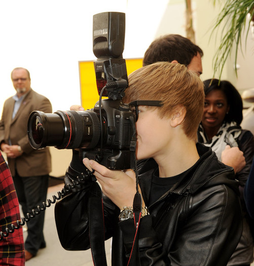 Justin+Bieber+Premiere+DreamWorks+Animation+Hcr4J2NVnfil - Justin Bieber 0