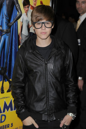 Justin+Bieber+Premiere+DreamWorks+Animation+Uoaj49811D9l - Justin Bieber 0