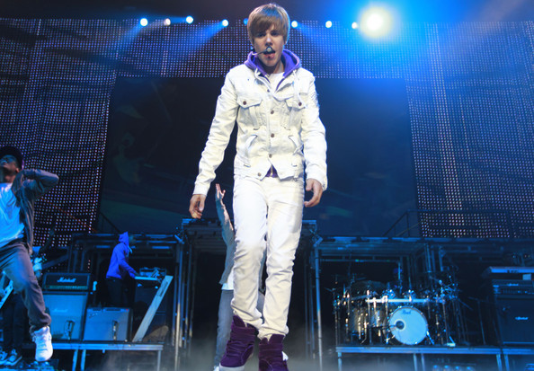 Justin+Bieber+Justin+Bieber+Performing+Concert+4mAcSQ9Nh5Wl