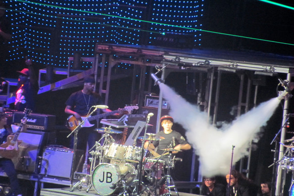 Justin+Bieber+Justin+Bieber+Performs+Izod+3zZNf71VqTfl - Justin Bieber 000