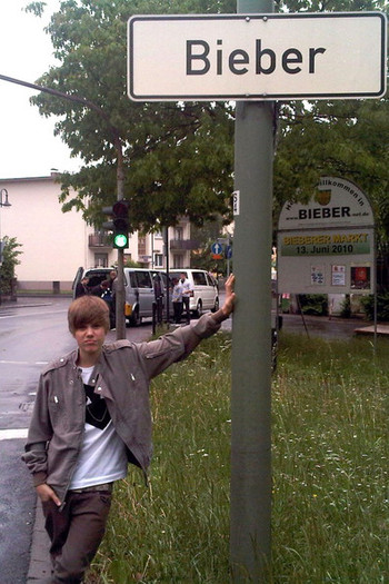 Justin+Bieber+Justin+Bieber+Twitpics+KRy7S23Wzvkl - Justin Bieber 000