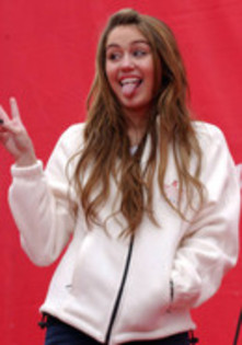 Miley amuzanta - Destiny hope cyrus I love you