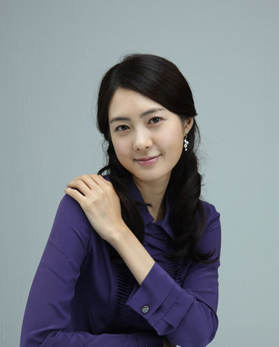 2cgbv5t - Lee Yo Won