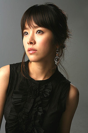 2h8dath - Han Ji Min