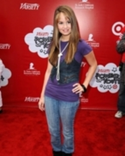 colega de camera debby ryan