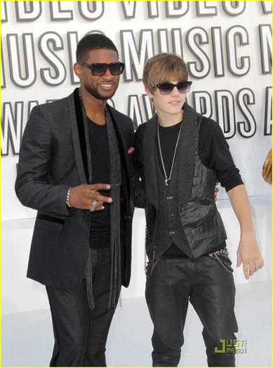 justin-bieber-2010-vmas-02 - Justin Bieber