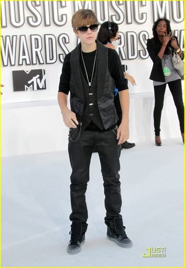 justin-bieber-2010-vmas-05 - Justin Bieber