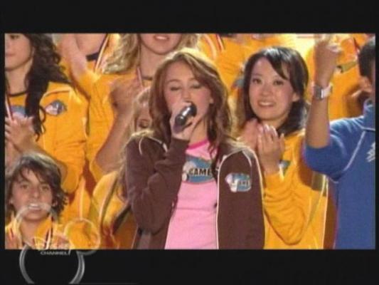 normal_04 - Disney Channel Games 2008  Presenting 2008 Cup