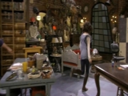 Three Maxes and a Little Lady (55) - toate pozele mele cu selena gomezz