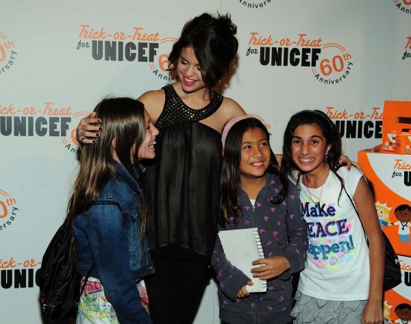 AFS_1225 - poze selena gomez UNICEF Charity concert oct 2010