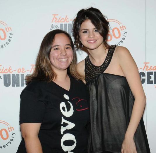 DSC_7196 - poze selena gomez UNICEF Charity concert oct 2010