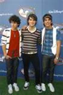 jonas11 - jonas brothers