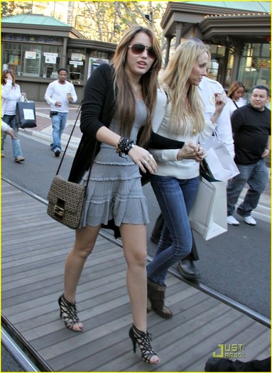 mileycyrusamericanagirlks2