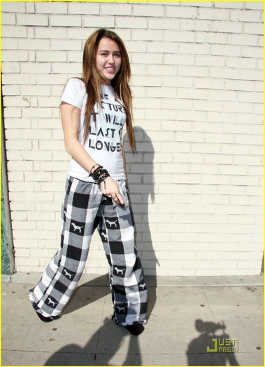 mileycyrusjustingastonfnm5