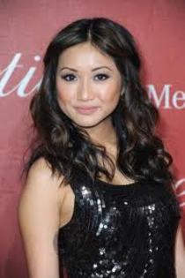 brenda song(1 vot) - 0 miss craciunita anului 0