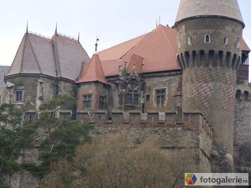 castelul corvinilor - castele din Romania
