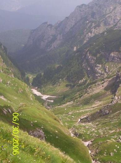 muntele bucehi 2 - munti din Romania
